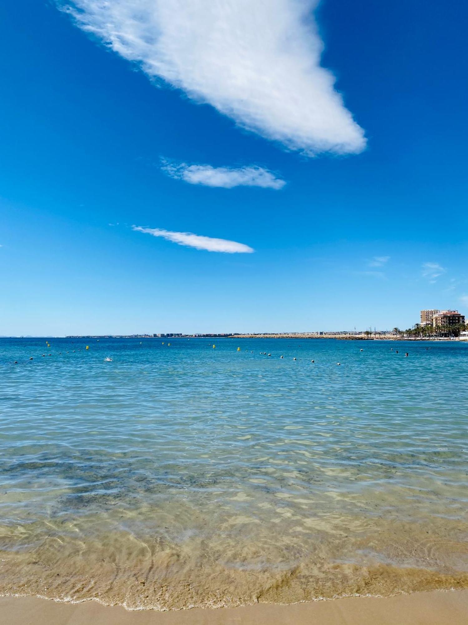 Blue House 1ª Linea Playa Apartment Torrevieja Luaran gambar