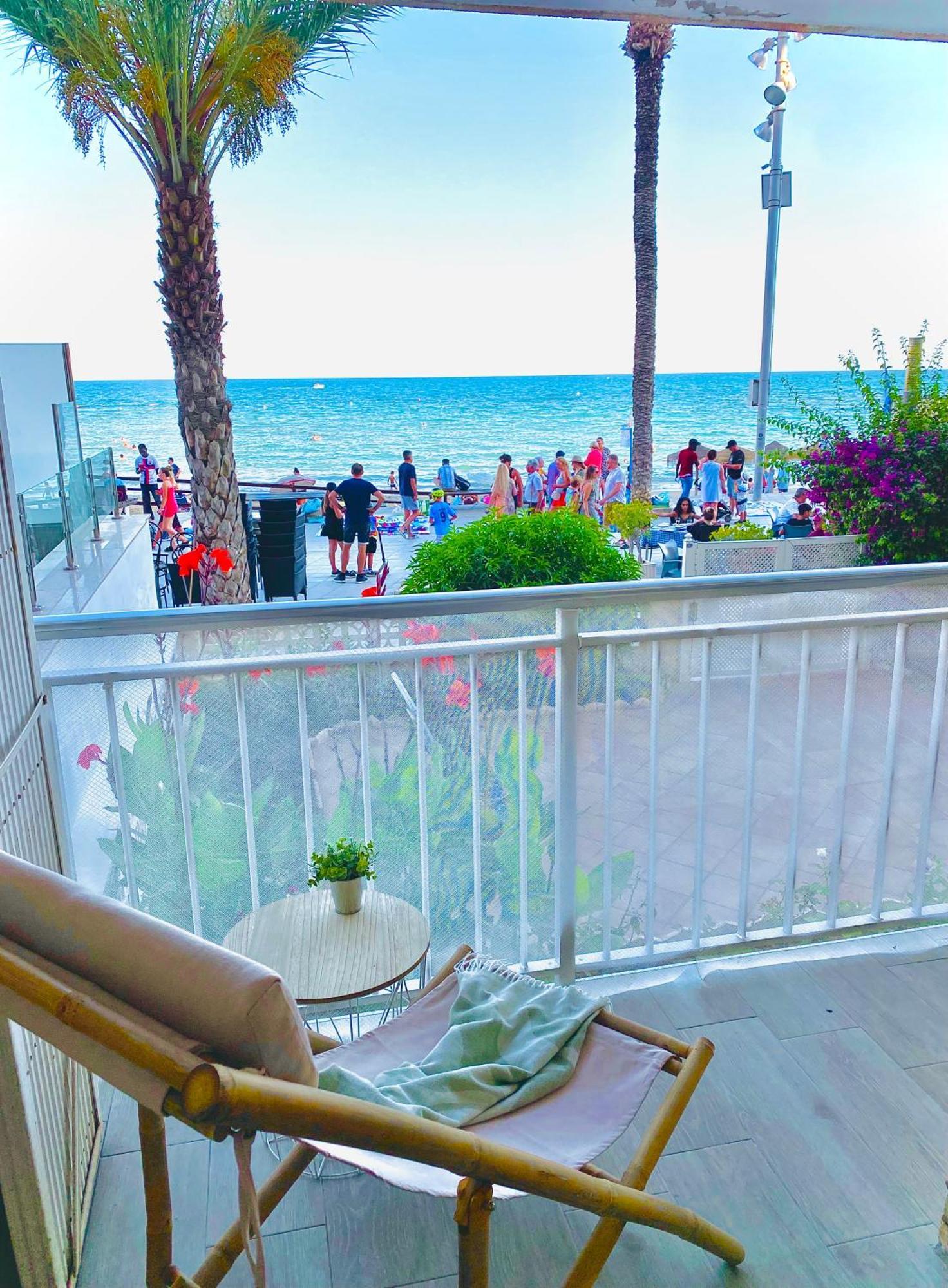 Blue House 1ª Linea Playa Apartment Torrevieja Luaran gambar